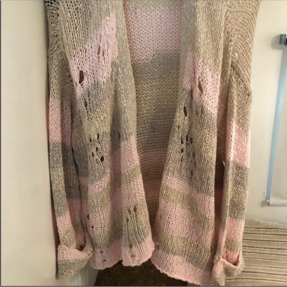 WILDFOX Yara Distressed Dolman Cardigan - Picture 6 of 11